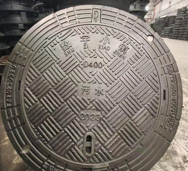 港闸球墨铸铁防沉降井盖展示